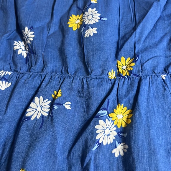 Old Navy Front Tie Top - Picture 7 of 8